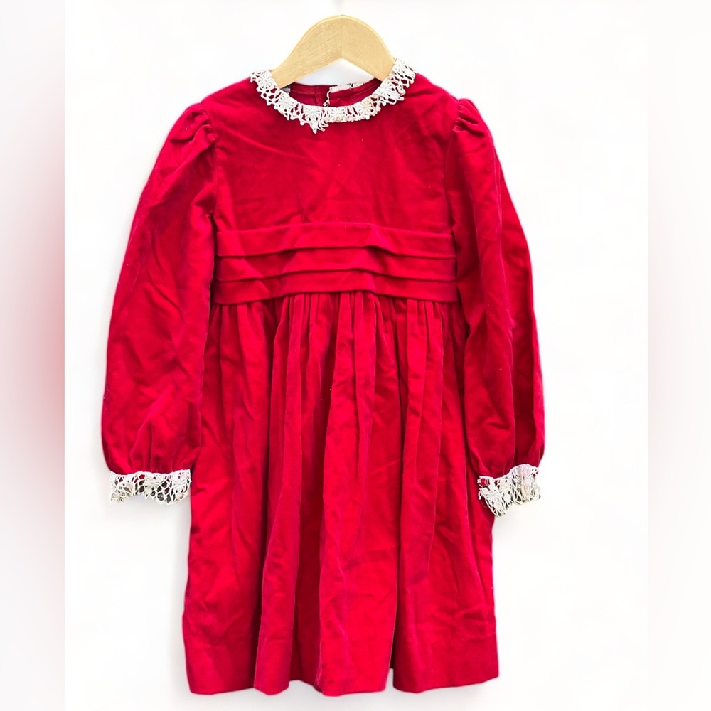 Polly flinders vintage Red Lace dres